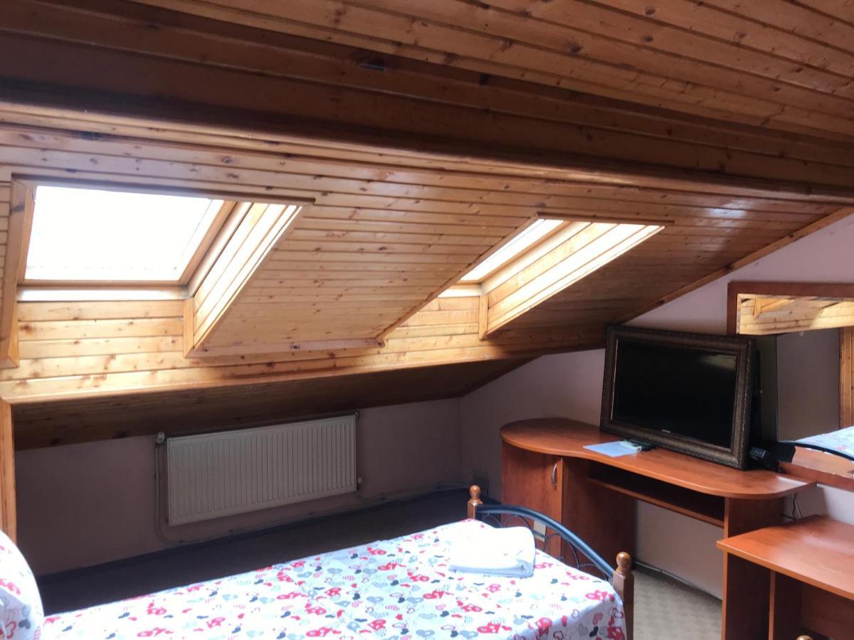 Хотел Сокол Plovdiv Ngoại thất bức ảnh