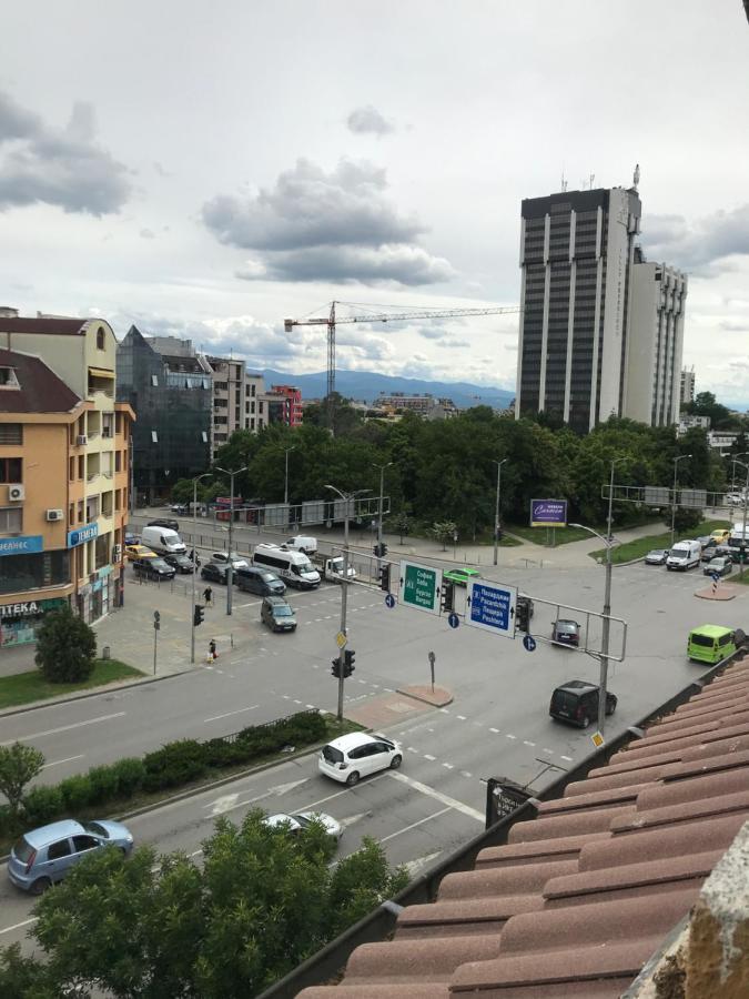 Хотел Сокол Plovdiv Ngoại thất bức ảnh